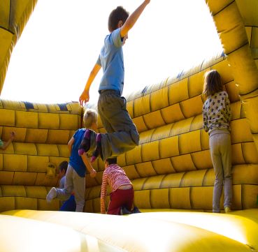 action-activity-bouncy-castle-296308 (1)